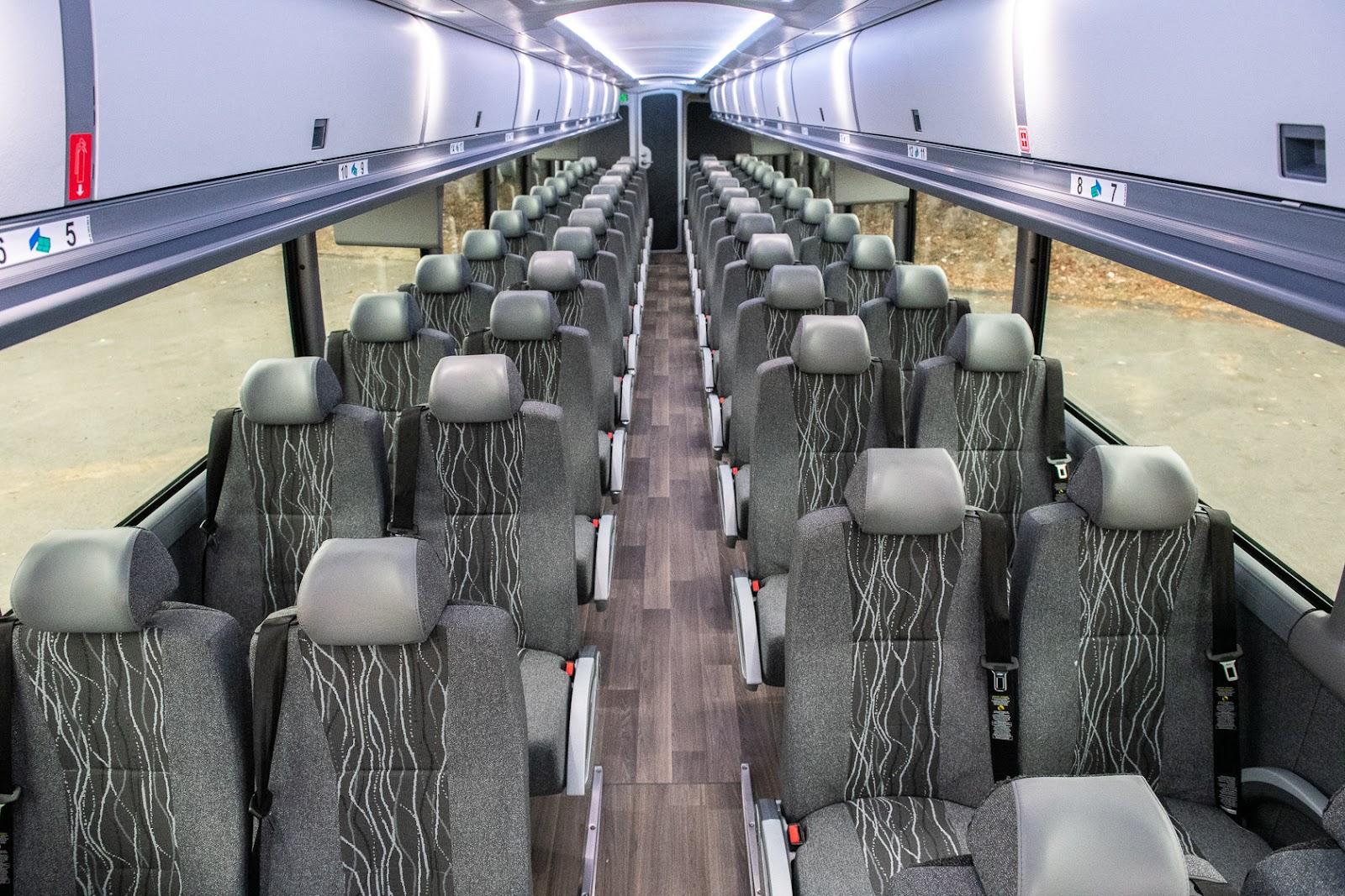 Benefits of Renting a Private Charter Bus for Employee or Corporate Travel